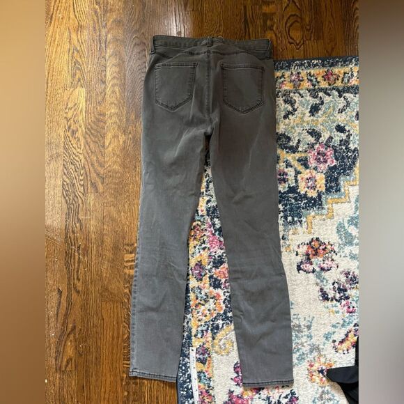 L’agence Margot High Rise Skinny Jean in Cast iron - Picture 7 of 7
